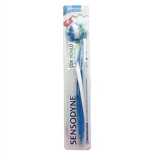 Sensodyne Универсальная защитная зубная щетка Soft
